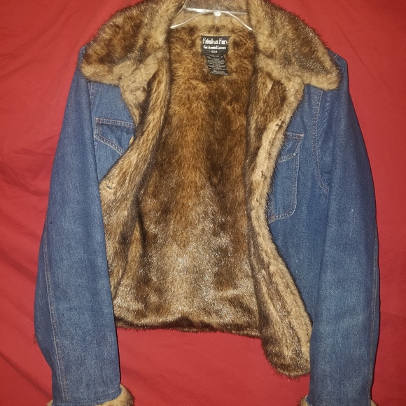 Jacket - Picture 3 of 3